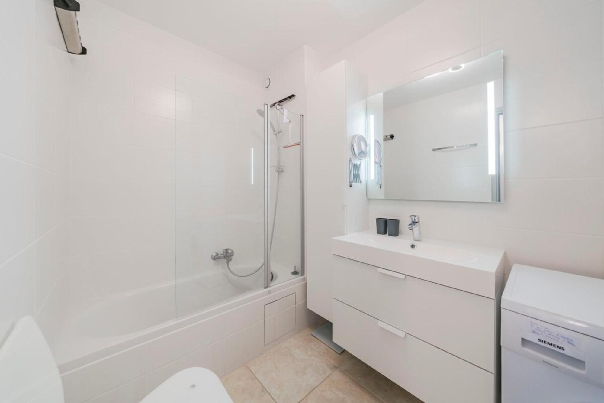 Very One Bedroom In The Heart Of Appartement